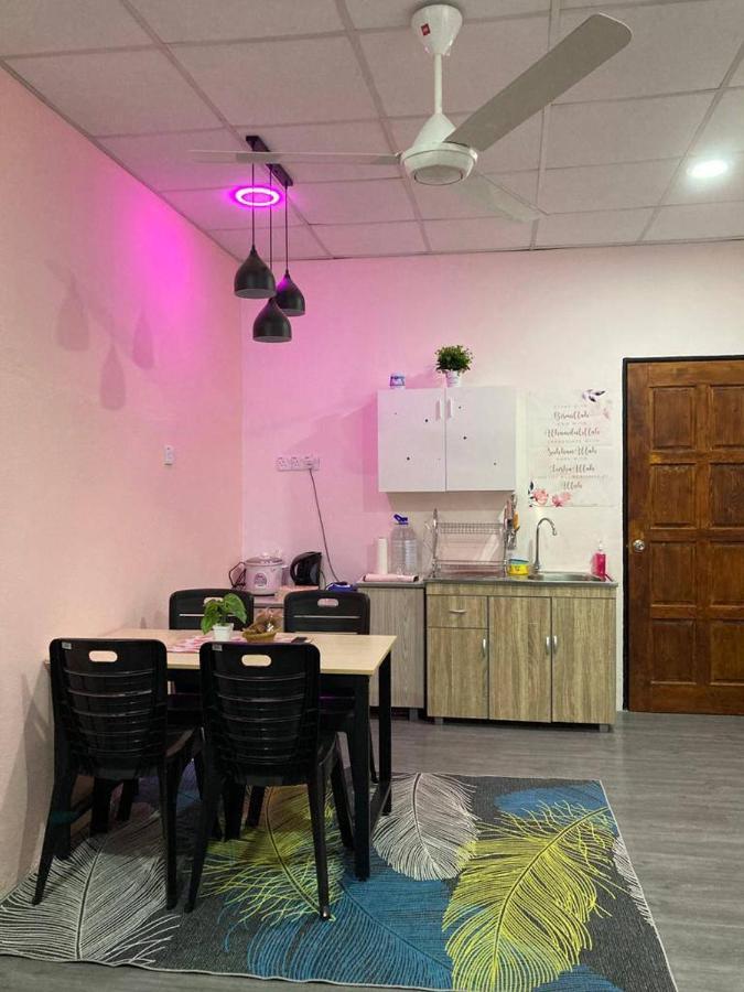Pink Homestay D'Perlis Kangar Eksteriør bilde