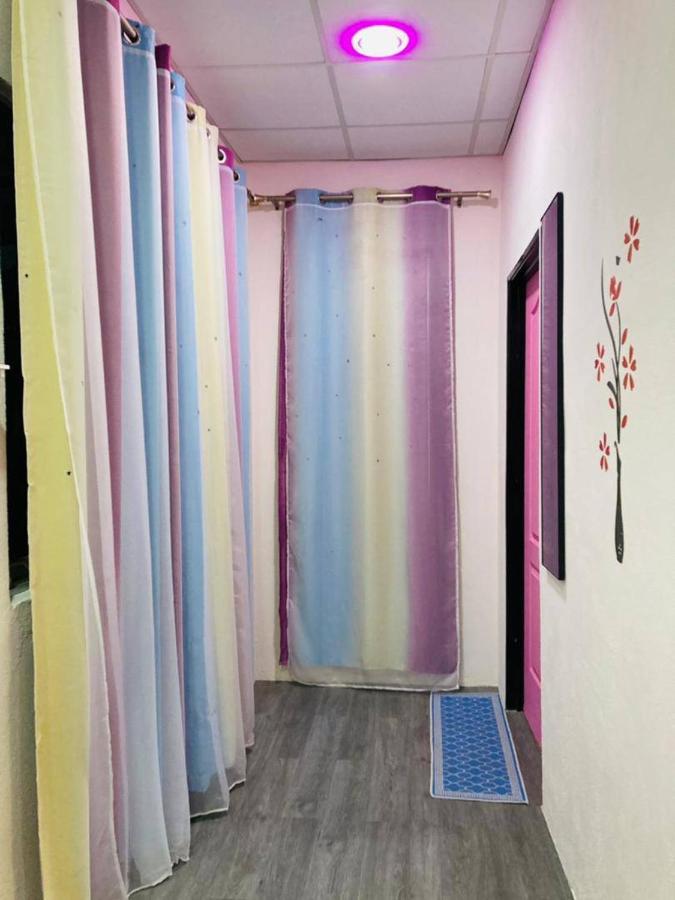 Pink Homestay D'Perlis Kangar Eksteriør bilde